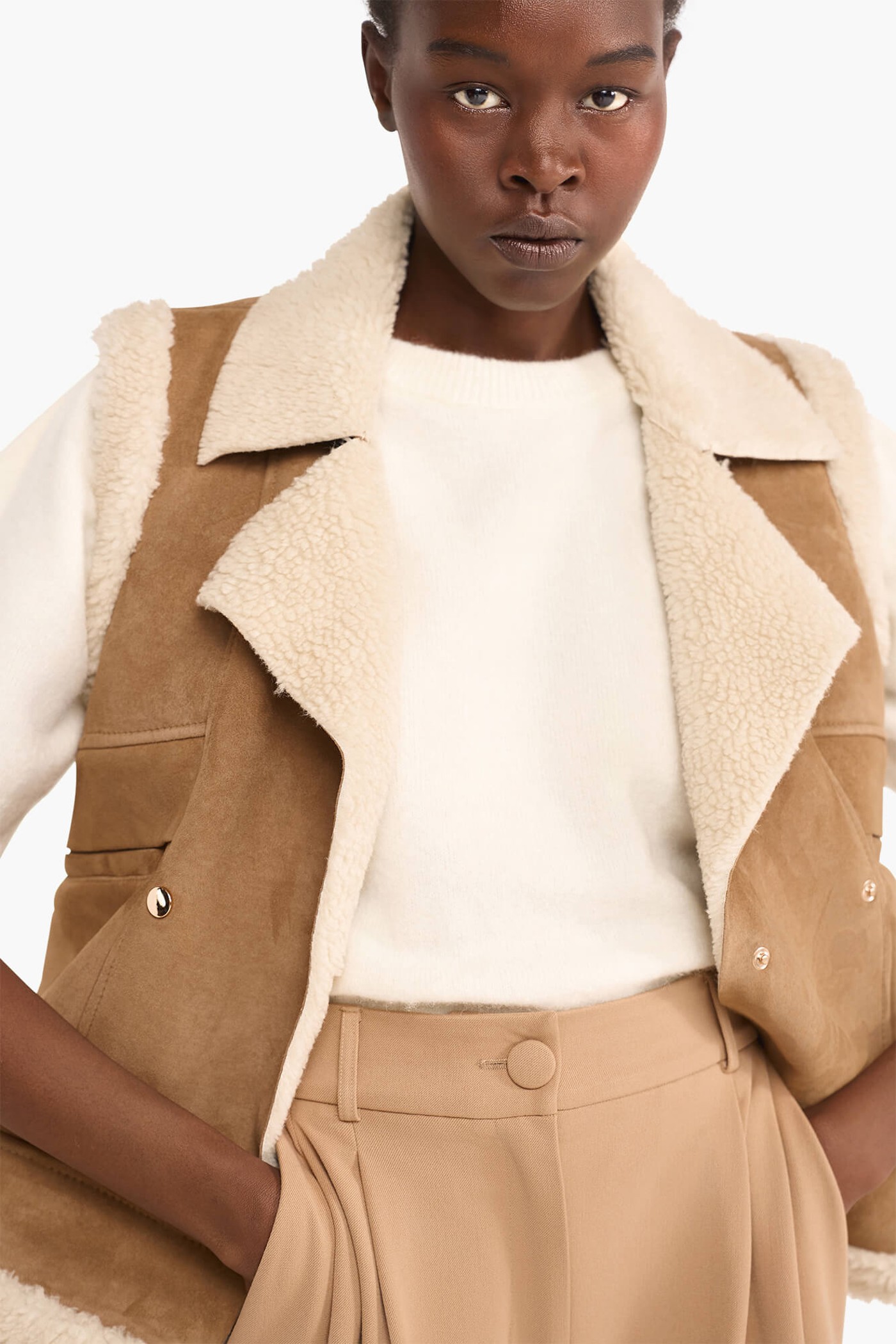 Lammy Dames Vest Suede Nick Cognac