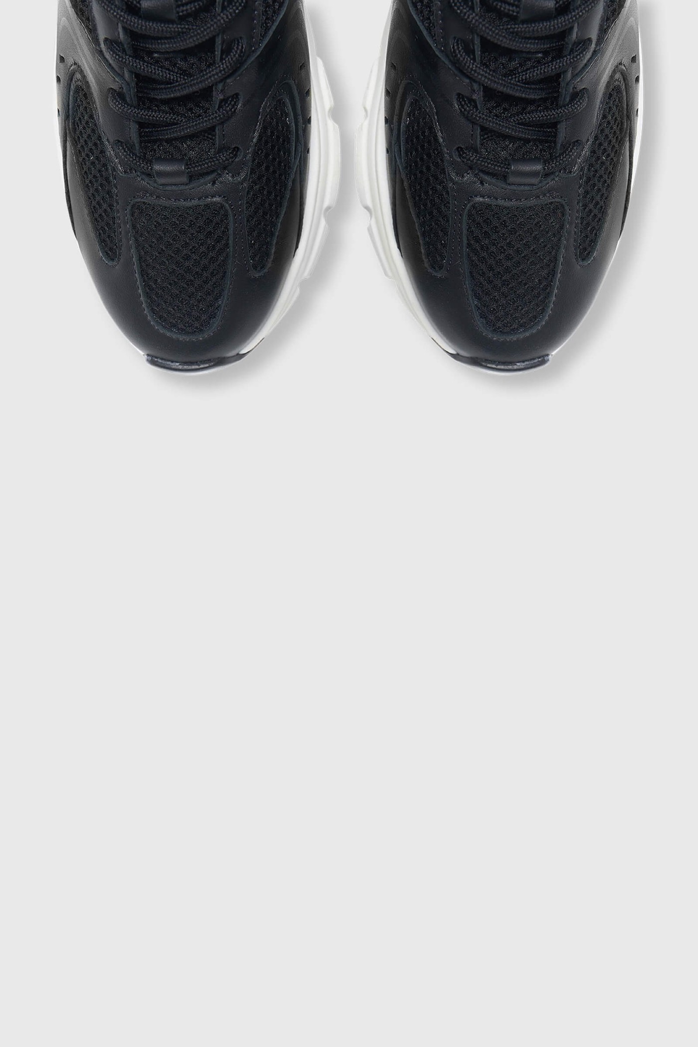 Bolt Zwart 989 Leer
