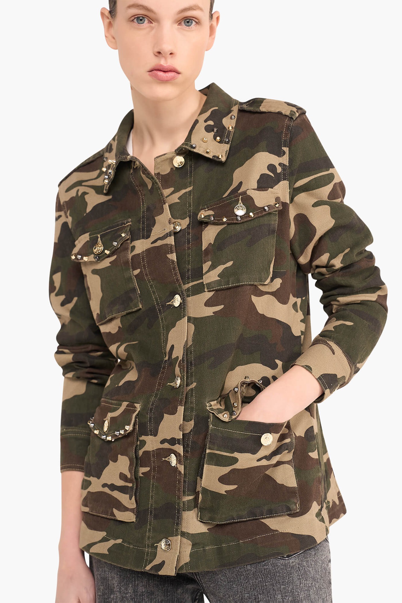 CAMOUFLAGE DENIM JACK DWAYNE STUDS