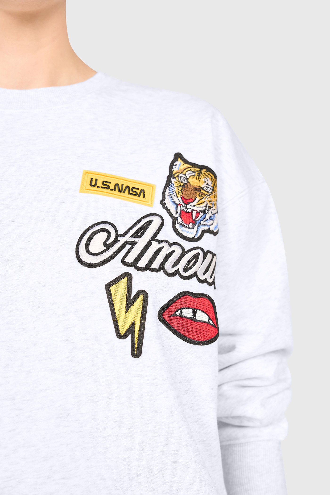 Andy Sweater Licht Grijs Patches